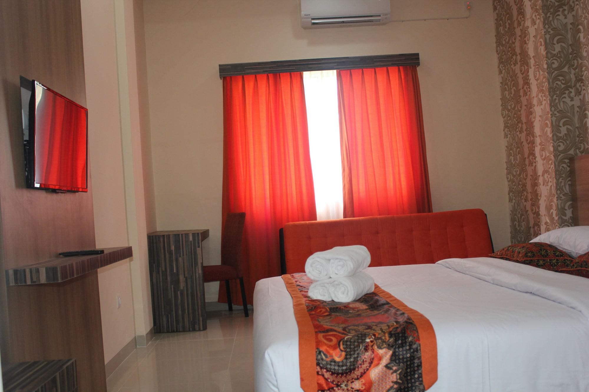 New D'Dhave Hotel Padang Kültér fotó
