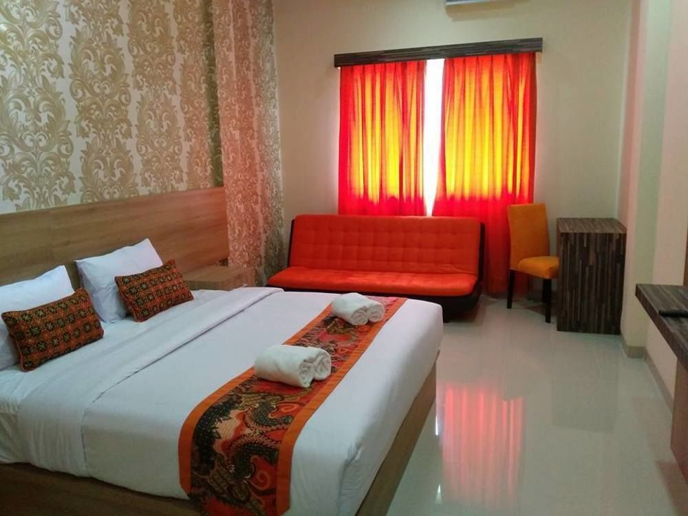 New D'Dhave Hotel Padang Kültér fotó