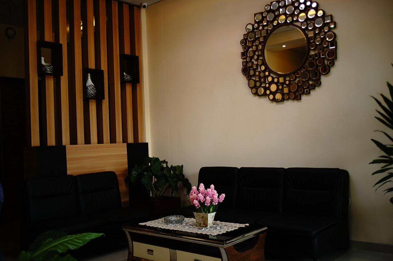 New D'Dhave Hotel Padang Kültér fotó